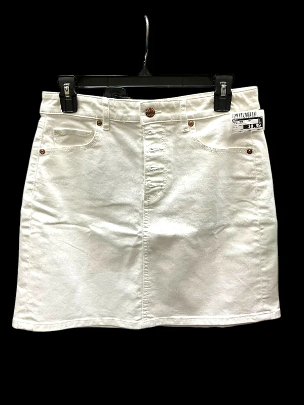 Skirt Mini & Short By Logg In White Denim, Size: 0