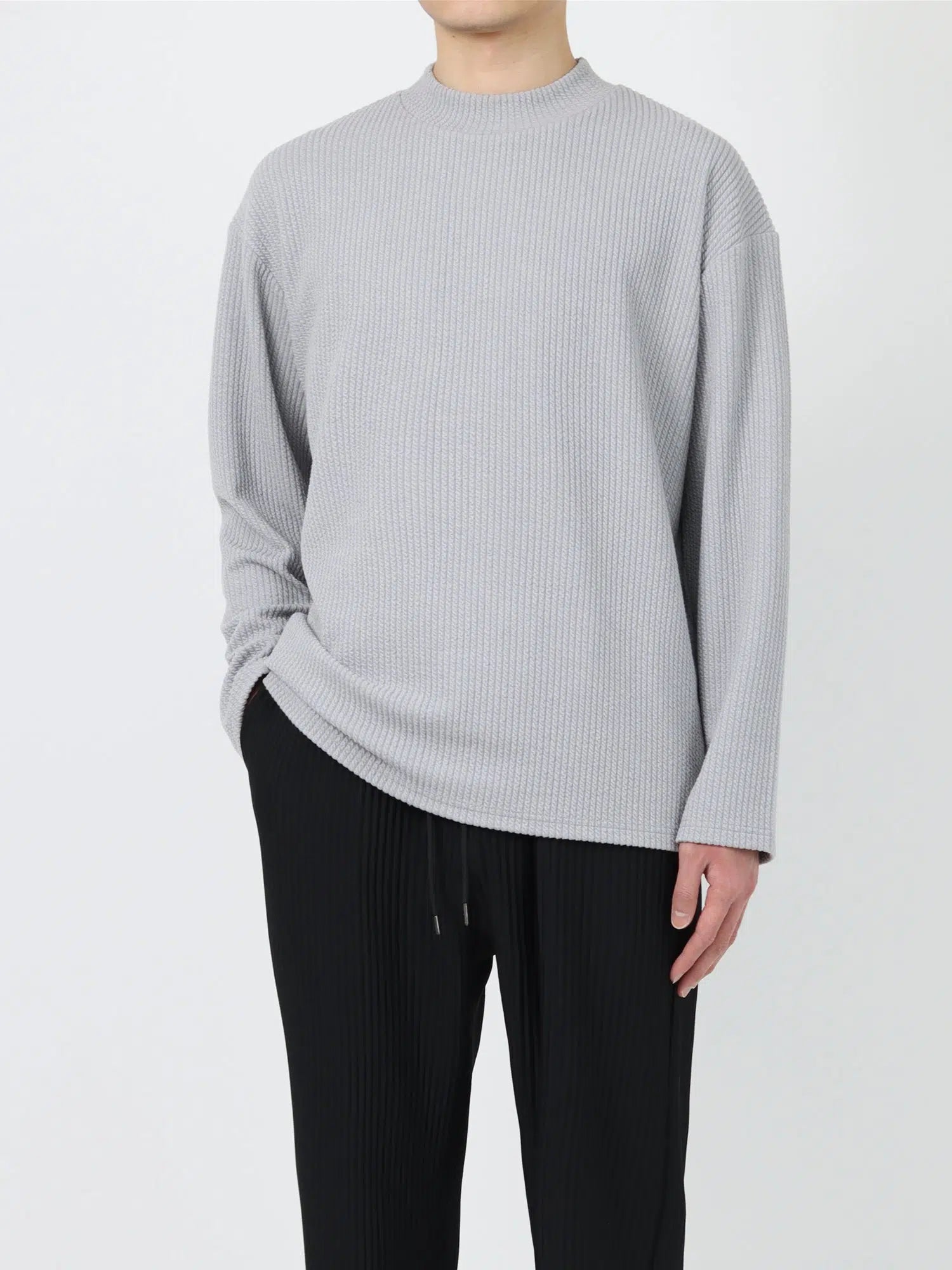 Textured Mid-neck Long-sleeve Pullover