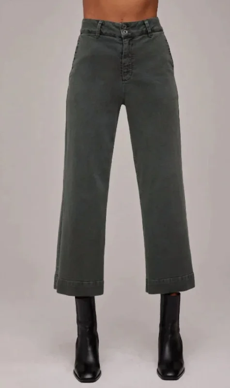 Saige Wide Leg Crop Pants In Grey Grey